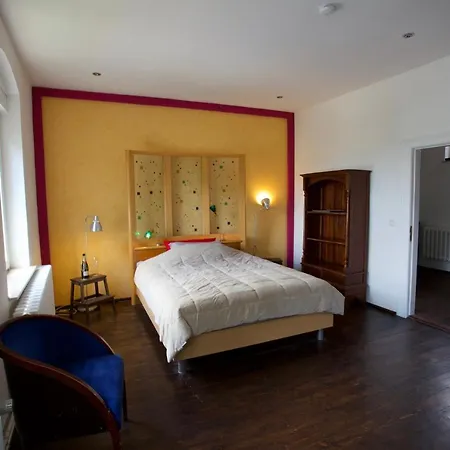 Apartament Kleine Kirche Atzendorf *